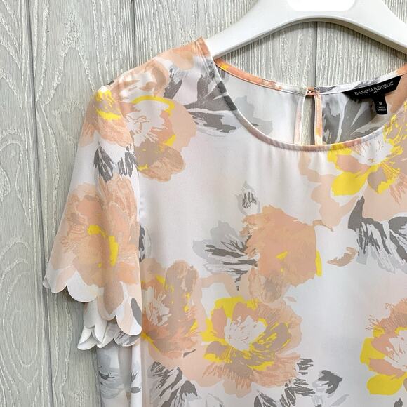 Banana Republic Pink Floral Short Sleeve Top Medium - Picture 2 of 7